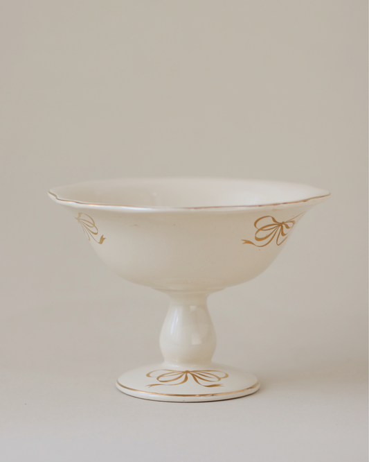 Gold Detail Bow Trinket Stand